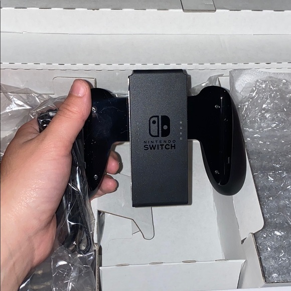 Nintendo switch - Picture 8 of 12